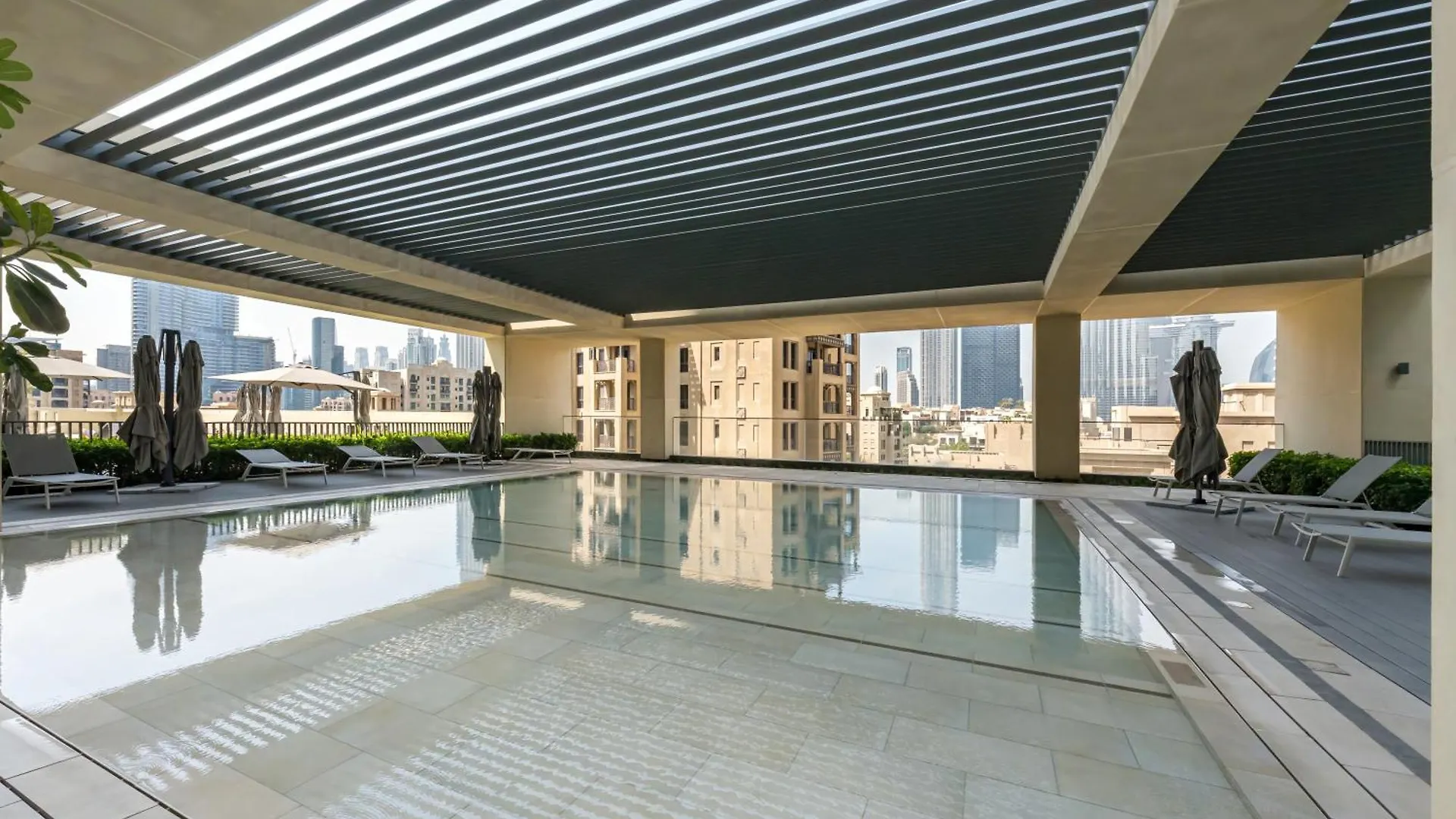 Al-Fannan At Burj Royale - Best Downtown Dubai City View - Brand New Luxury 1 Bedroom Apartment