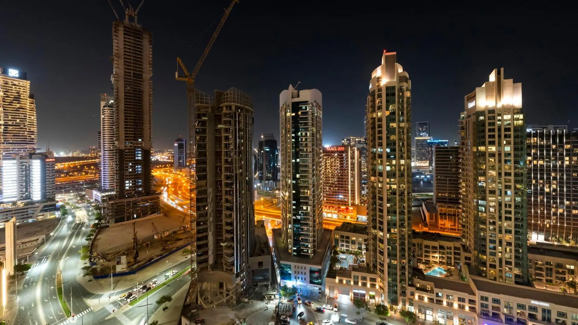 Al-Fannan At Burj Royale - Best Downtown Dubai City View - Brand New Luxury 1 Bedroom Apartment